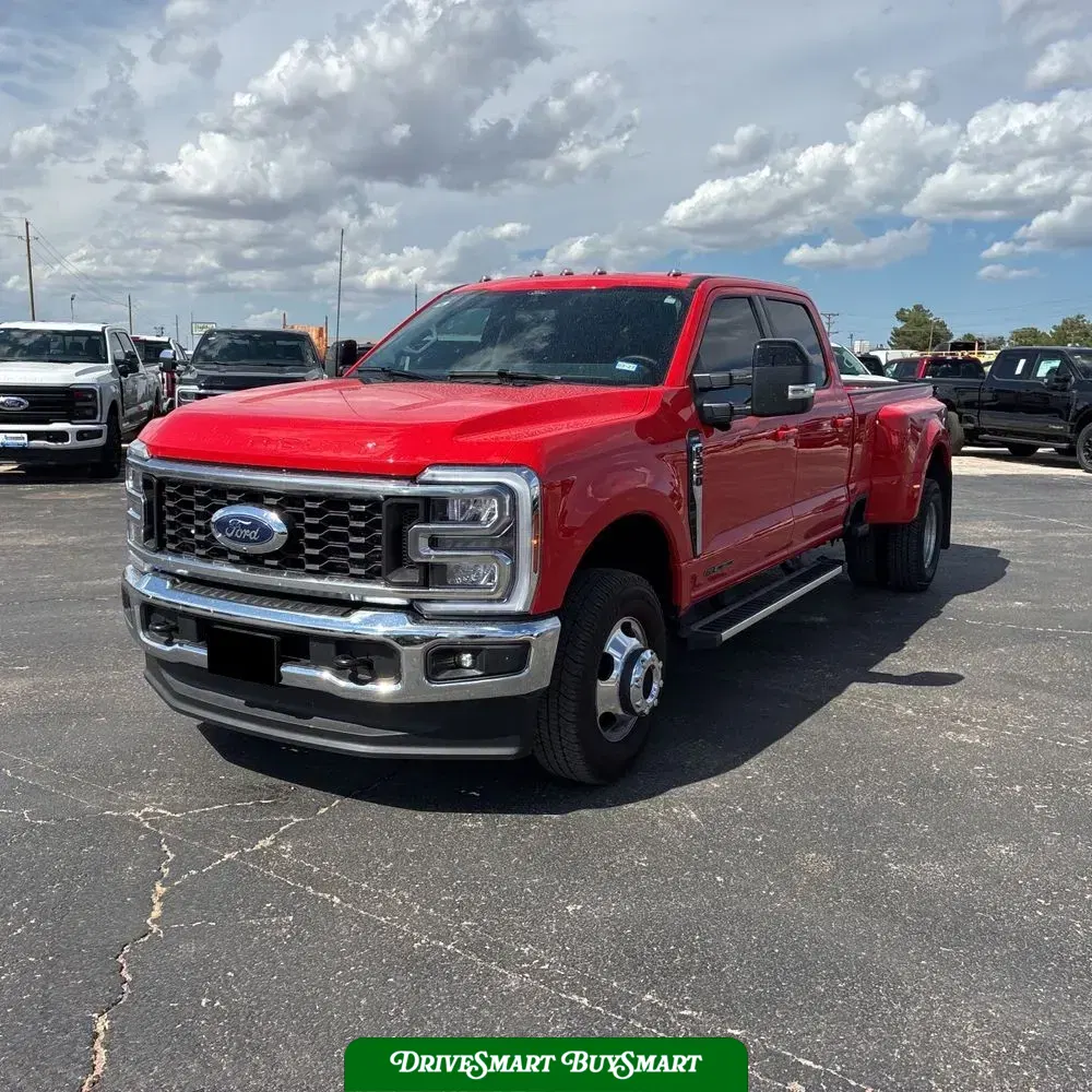 2025 Ford F-350 Super Duty Lariat