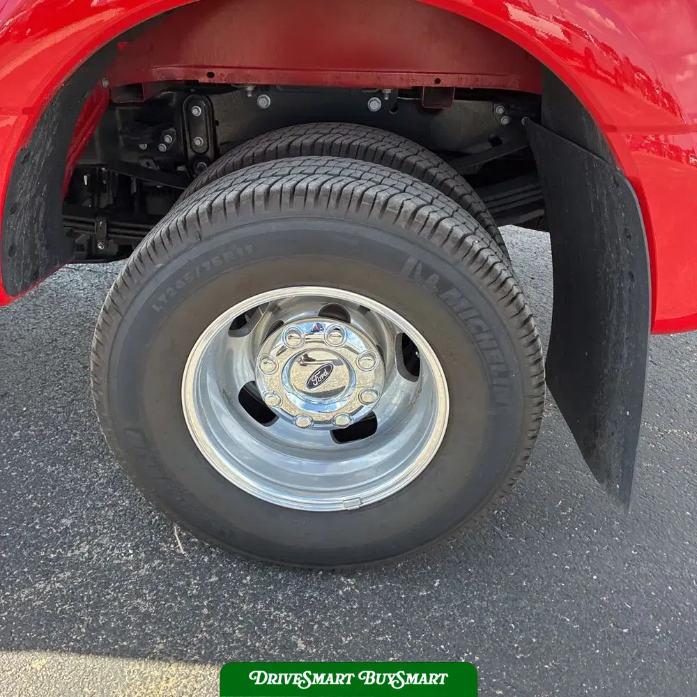 2025 Ford F-350 Super Duty Lariat