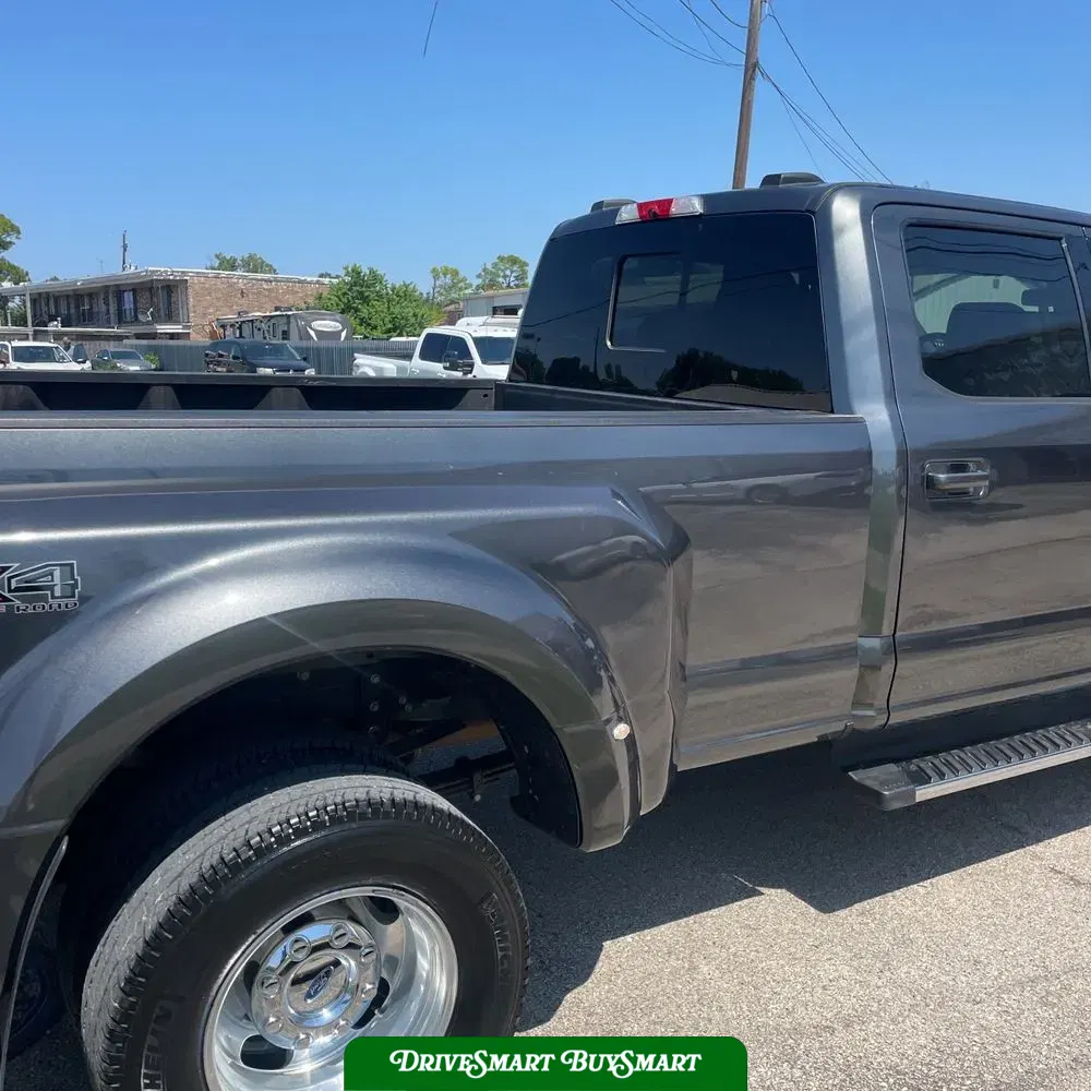 2020 Ford F-350 Super Duty Lariat
