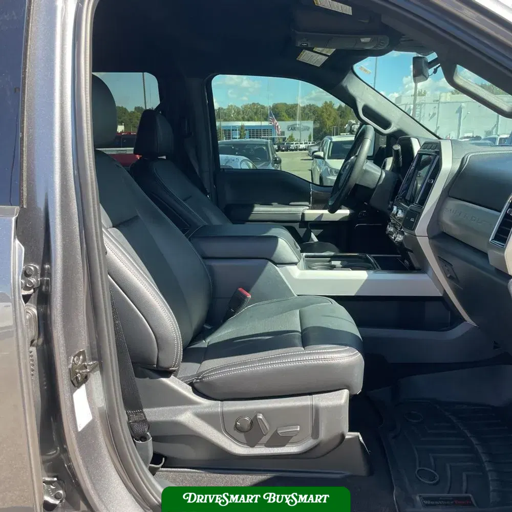 2022 Ford F-450 Super Duty Lariat