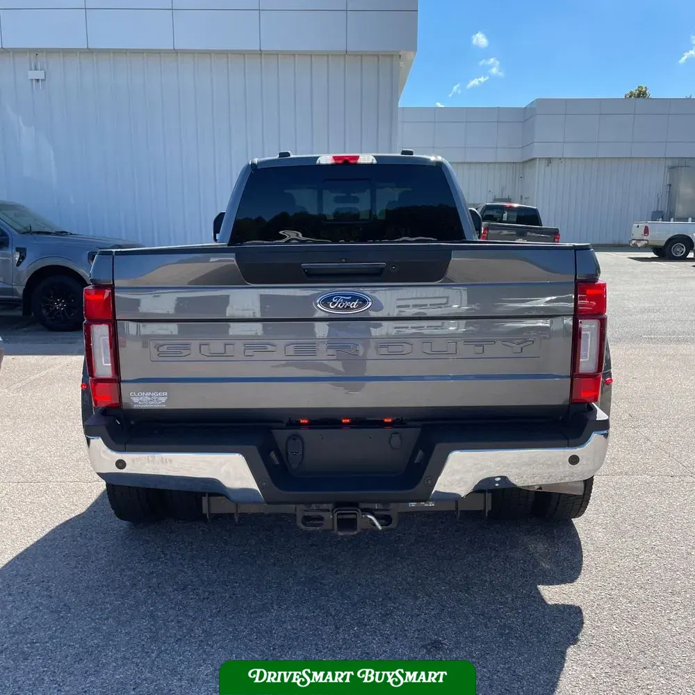 2022 Ford F-450 Super Duty Lariat