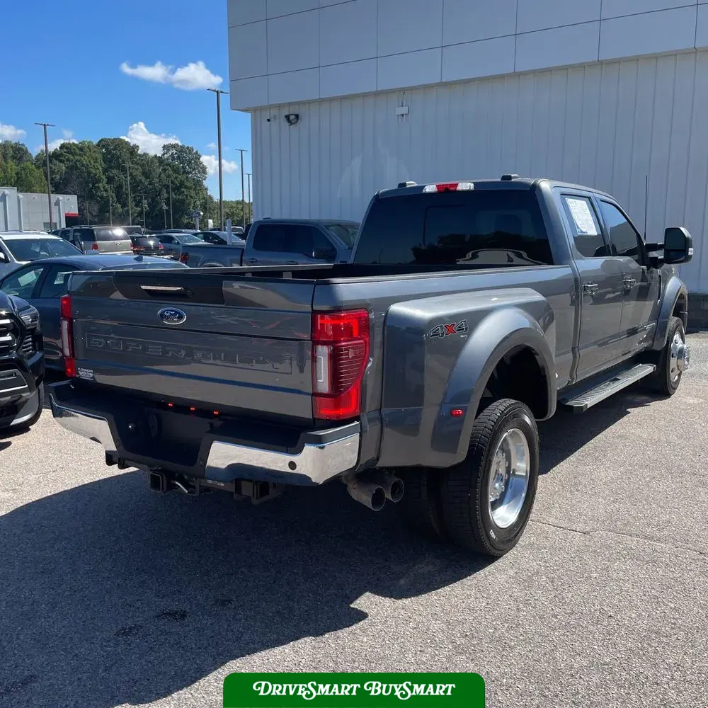 2022 Ford F-450 Super Duty Lariat
