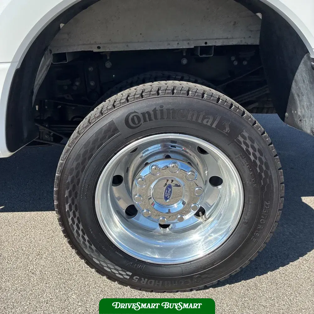 2022 Ford F-450 Super Duty Platinum