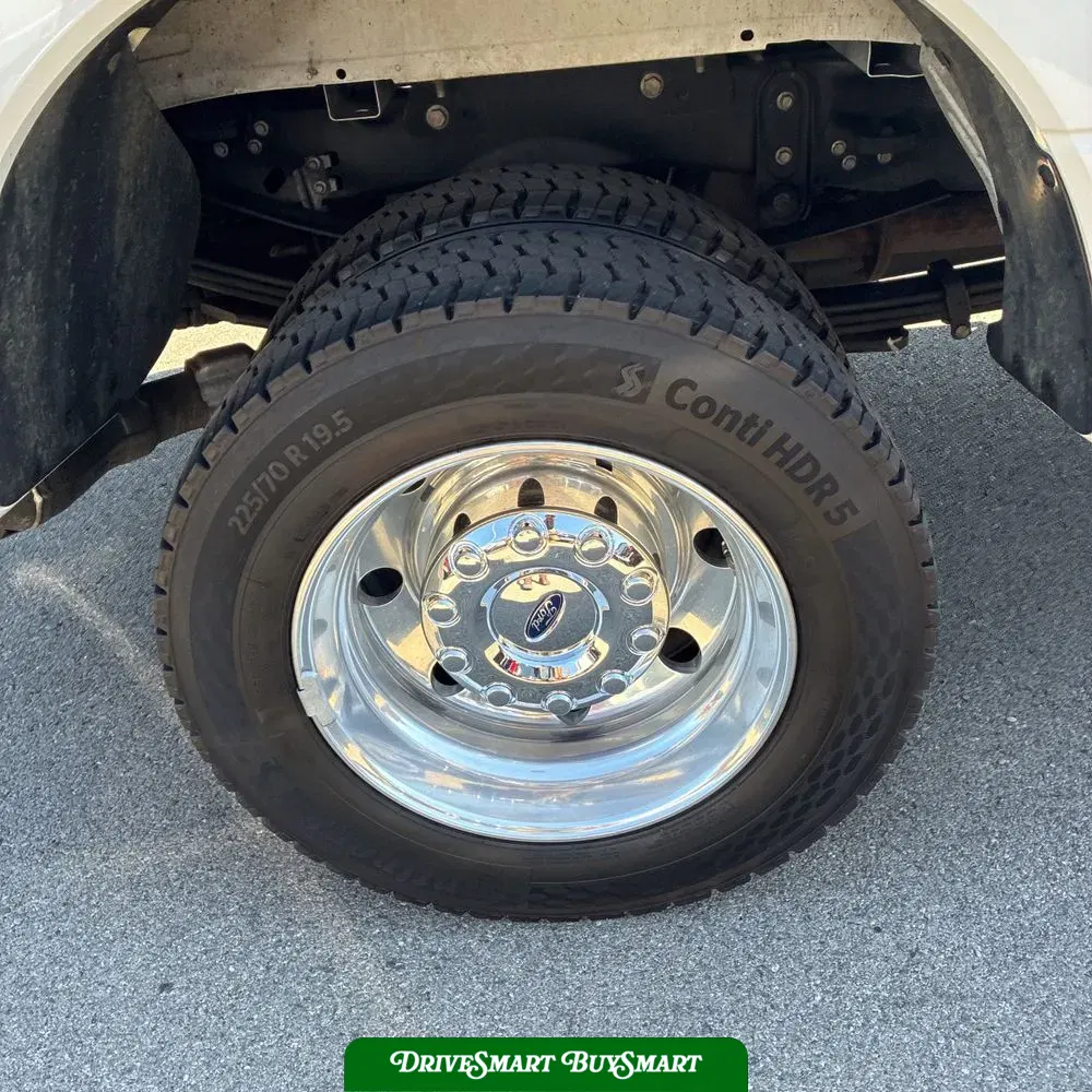 2022 Ford F-450 Super Duty Platinum