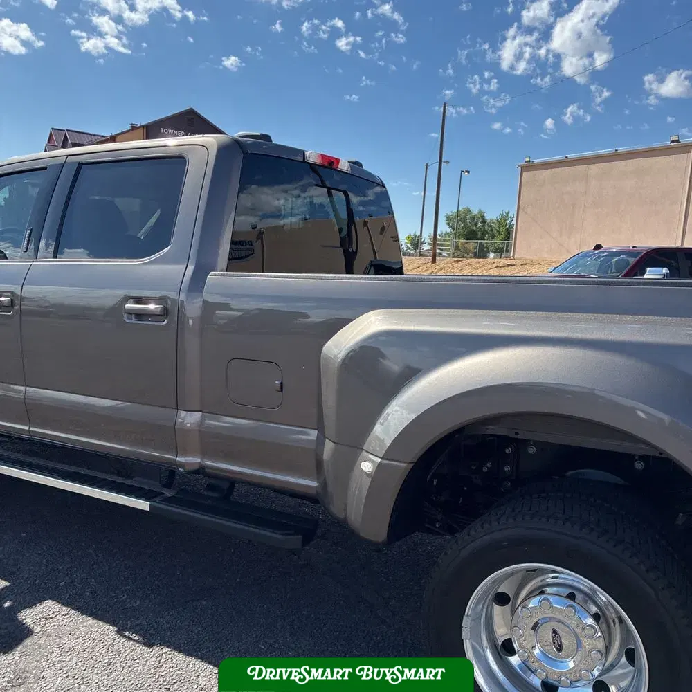 2022 Ford F-450 Super Duty Lariat