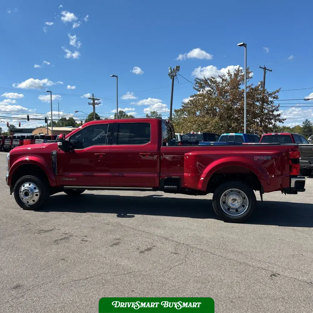 2023 Ford F-450 Super Duty Lariat