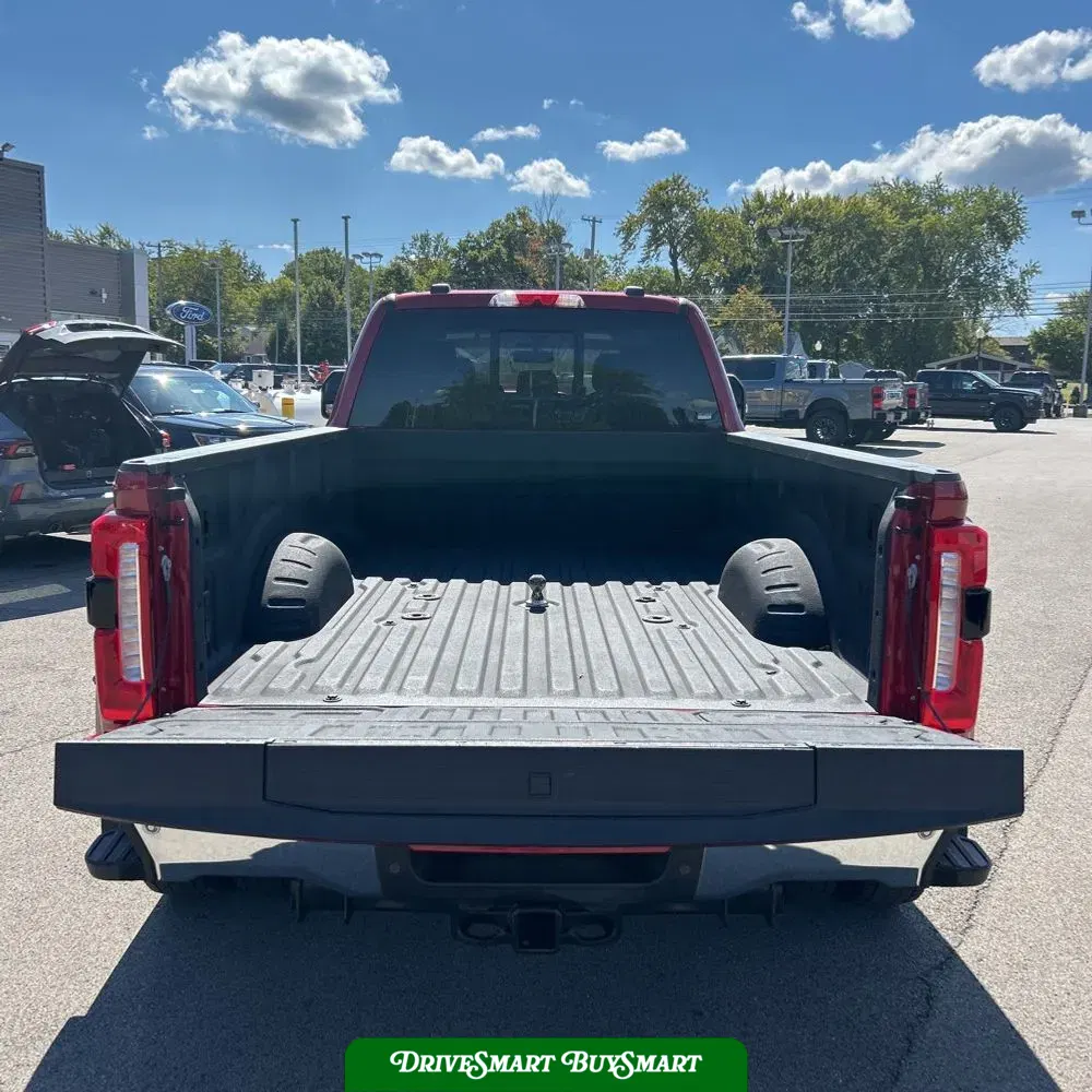 2023 Ford F-450 Super Duty Lariat