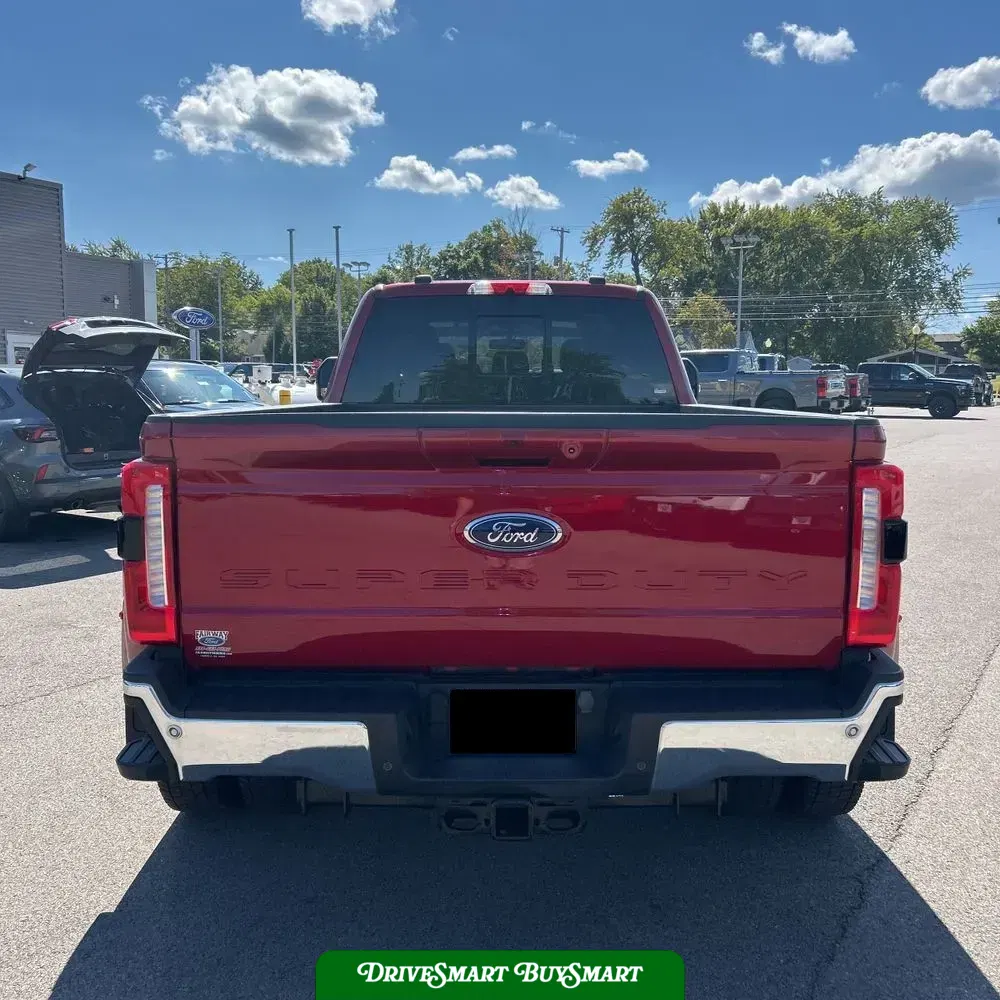 2023 Ford F-450 Super Duty Lariat