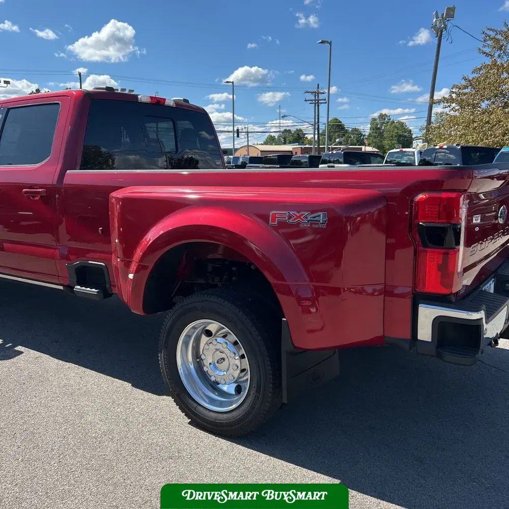 2023 Ford F-450 Super Duty Lariat