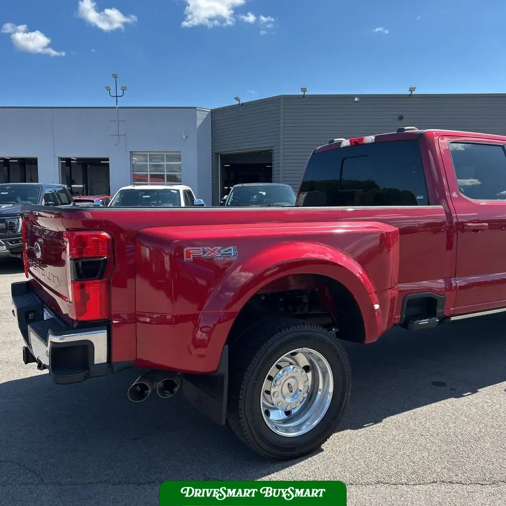 2023 Ford F-450 Super Duty Lariat