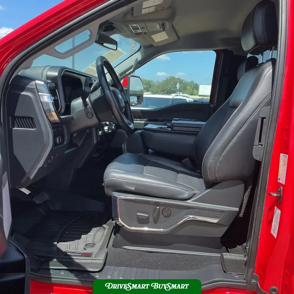 2023 Ford F-350 Super Duty Lariat