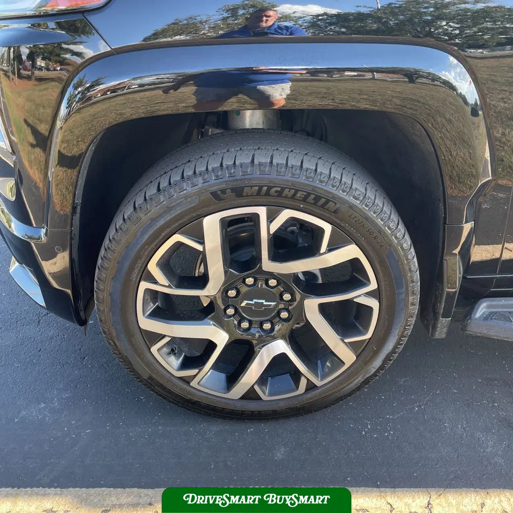 2024 Chevrolet Silverado EV RST