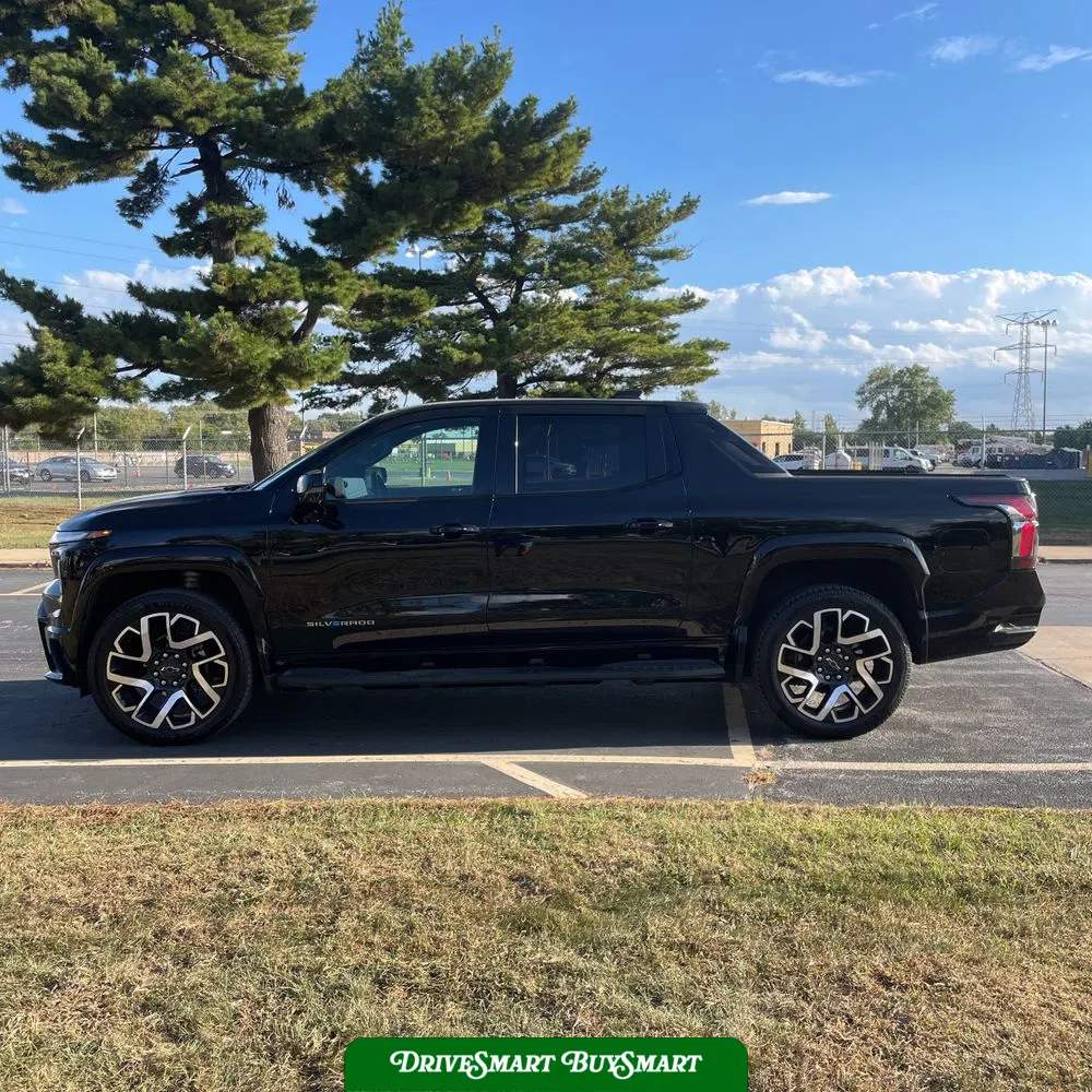 2024 Chevrolet Silverado EV RST