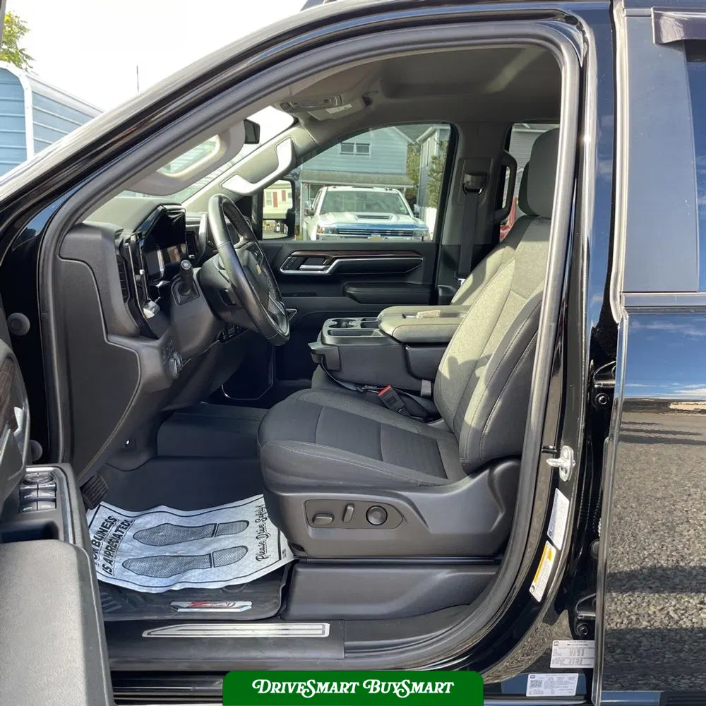 2024 Chevrolet Silverado 2500HD LT