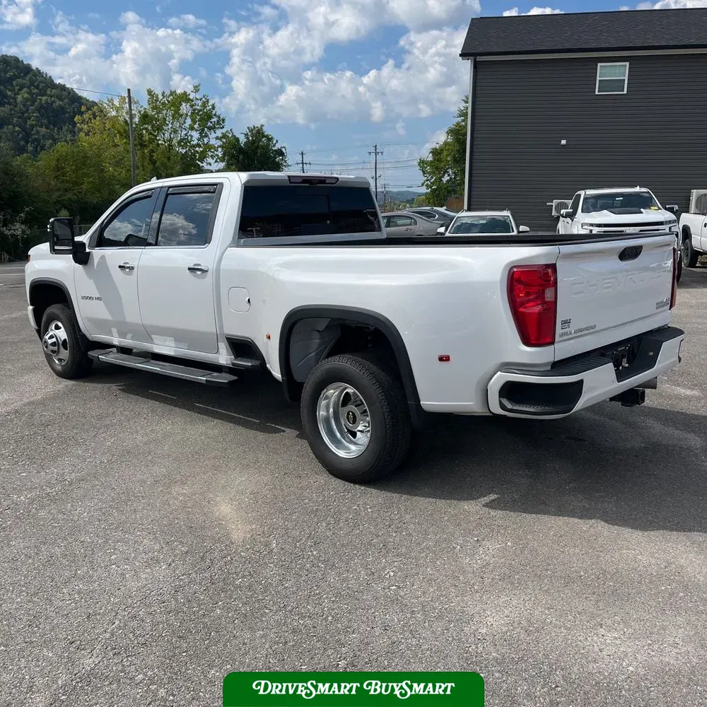 2022 Chevrolet Silverado 3500HD High Country