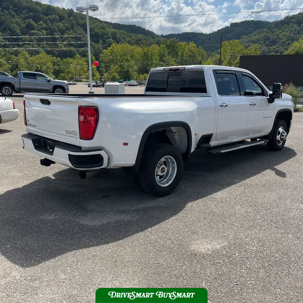 2022 Chevrolet Silverado 3500HD High Country