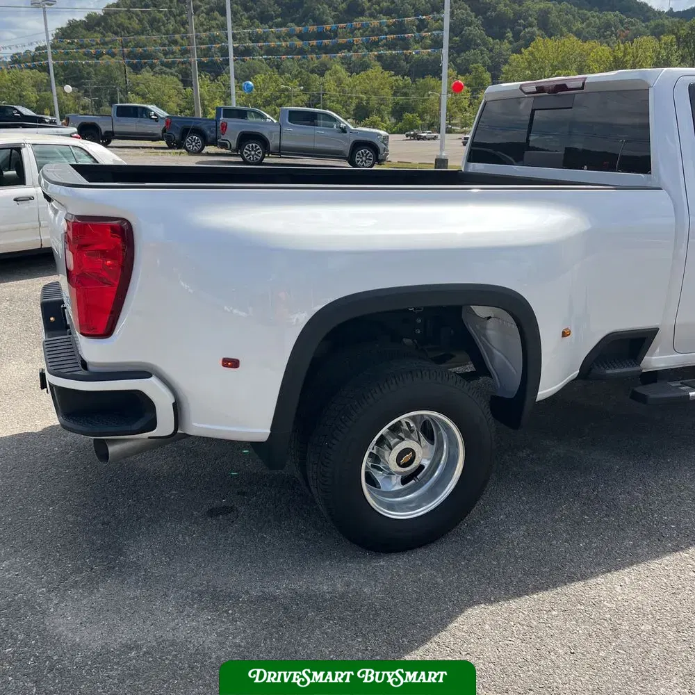 2022 Chevrolet Silverado 3500HD High Country