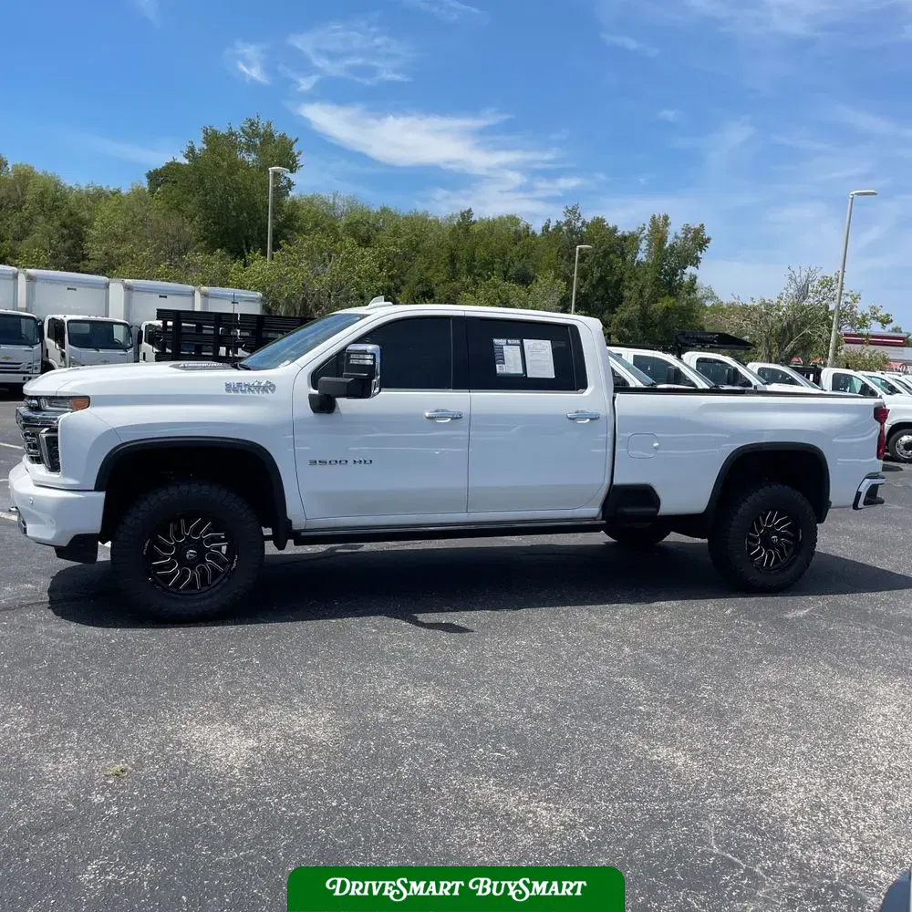 2022 Chevrolet Silverado 3500HD High Country