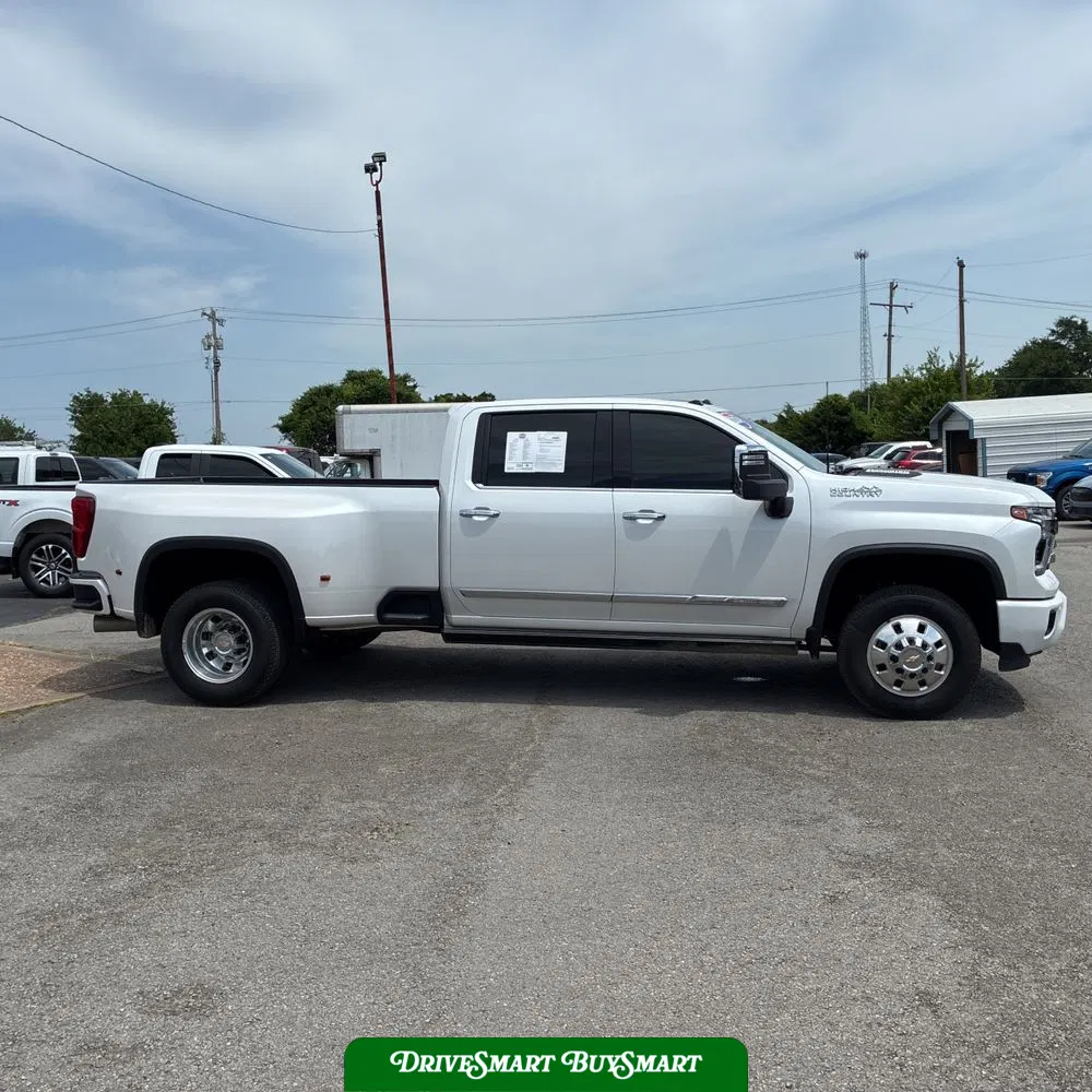 2024 Chevrolet Silverado 3500HD High Country
