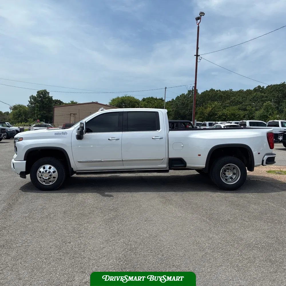 2024 Chevrolet Silverado 3500HD High Country