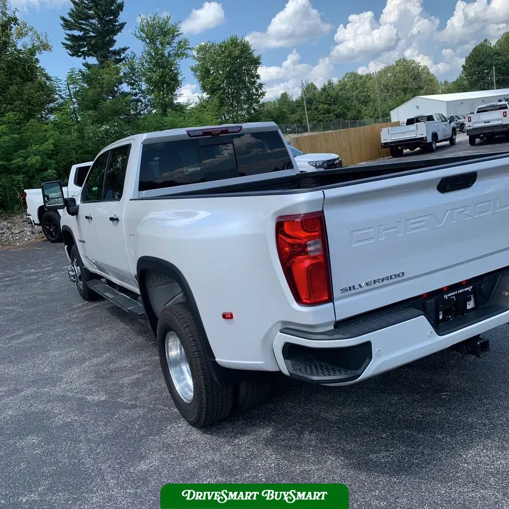2023 Chevrolet Silverado 3500HD High Country