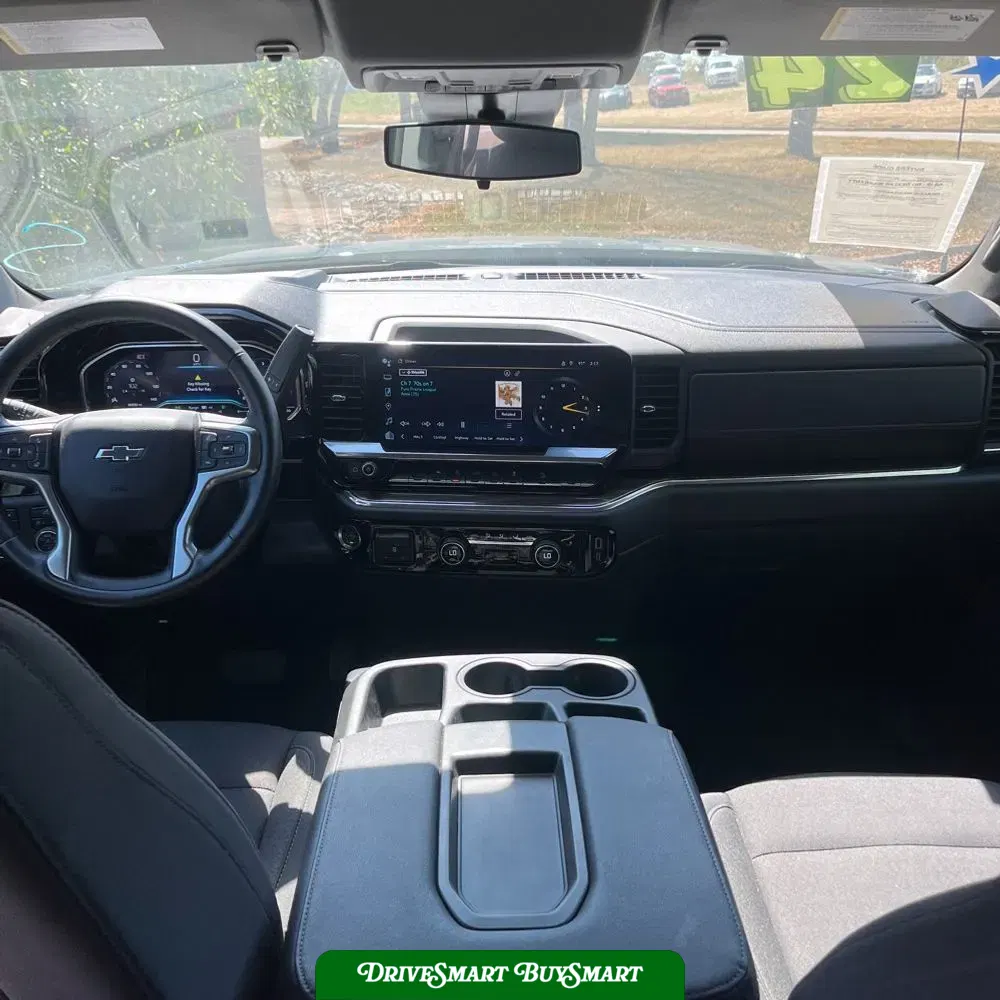 2024 Chevrolet Silverado 1500 RST