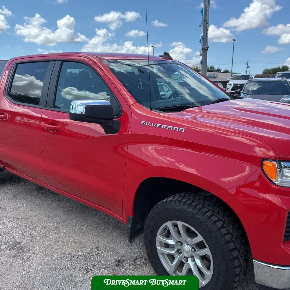 2025 Chevrolet Silverado 1500 LT