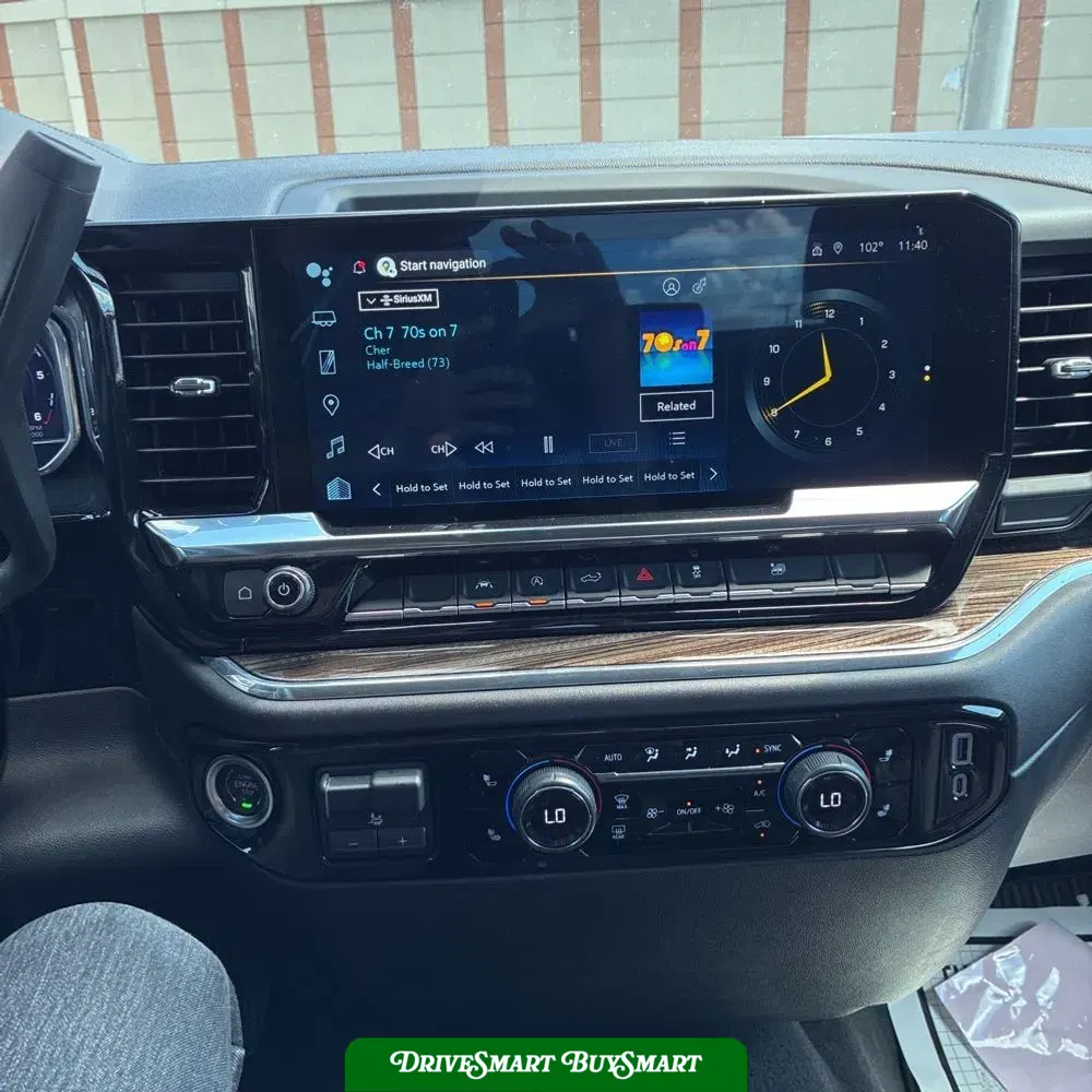 2025 Chevrolet Silverado 1500 LT