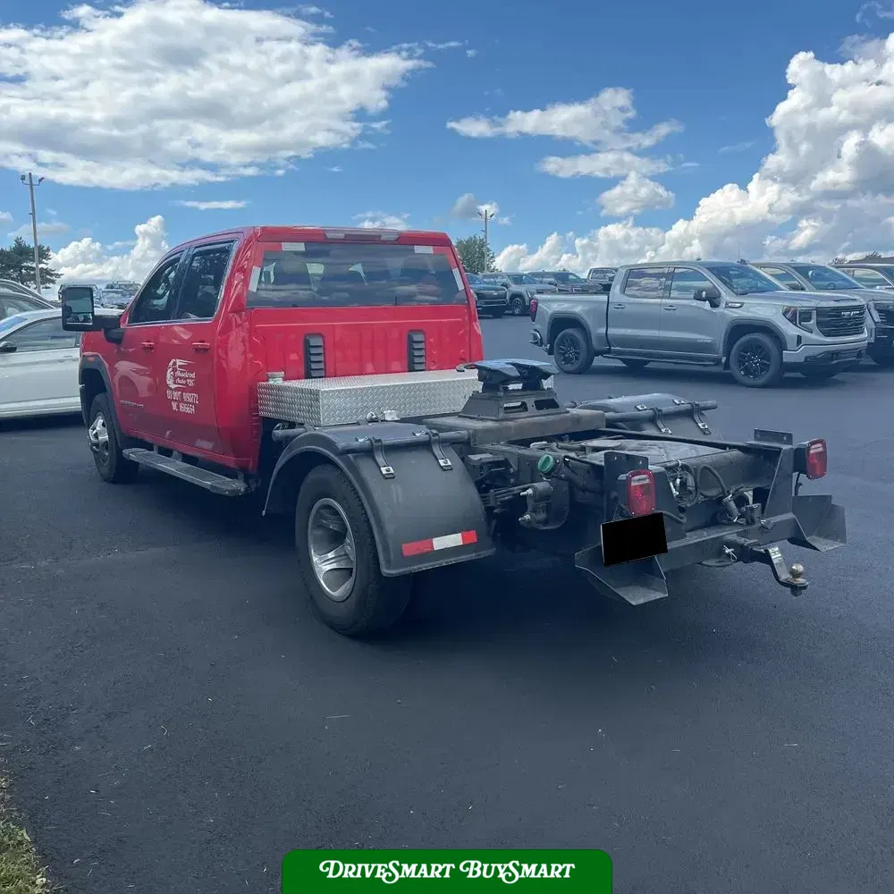 2025 GMC Sierra 3500HD CC SLE