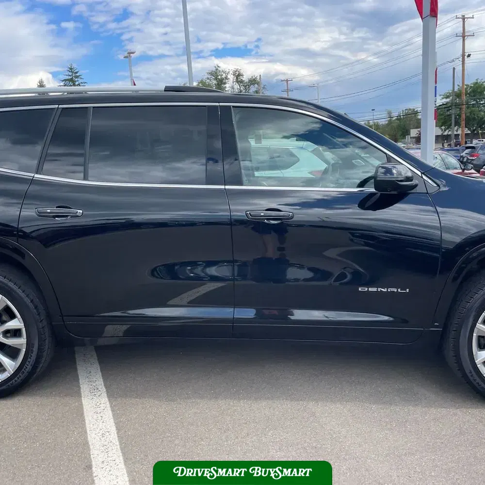 2024 GMC Acadia Denali