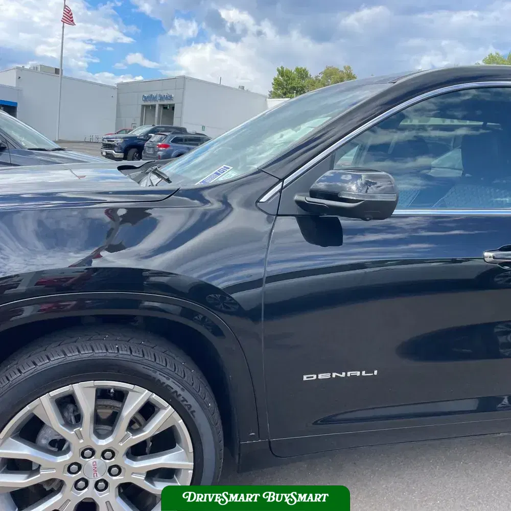 2024 GMC Acadia Denali