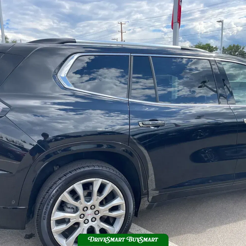 2024 GMC Acadia Denali