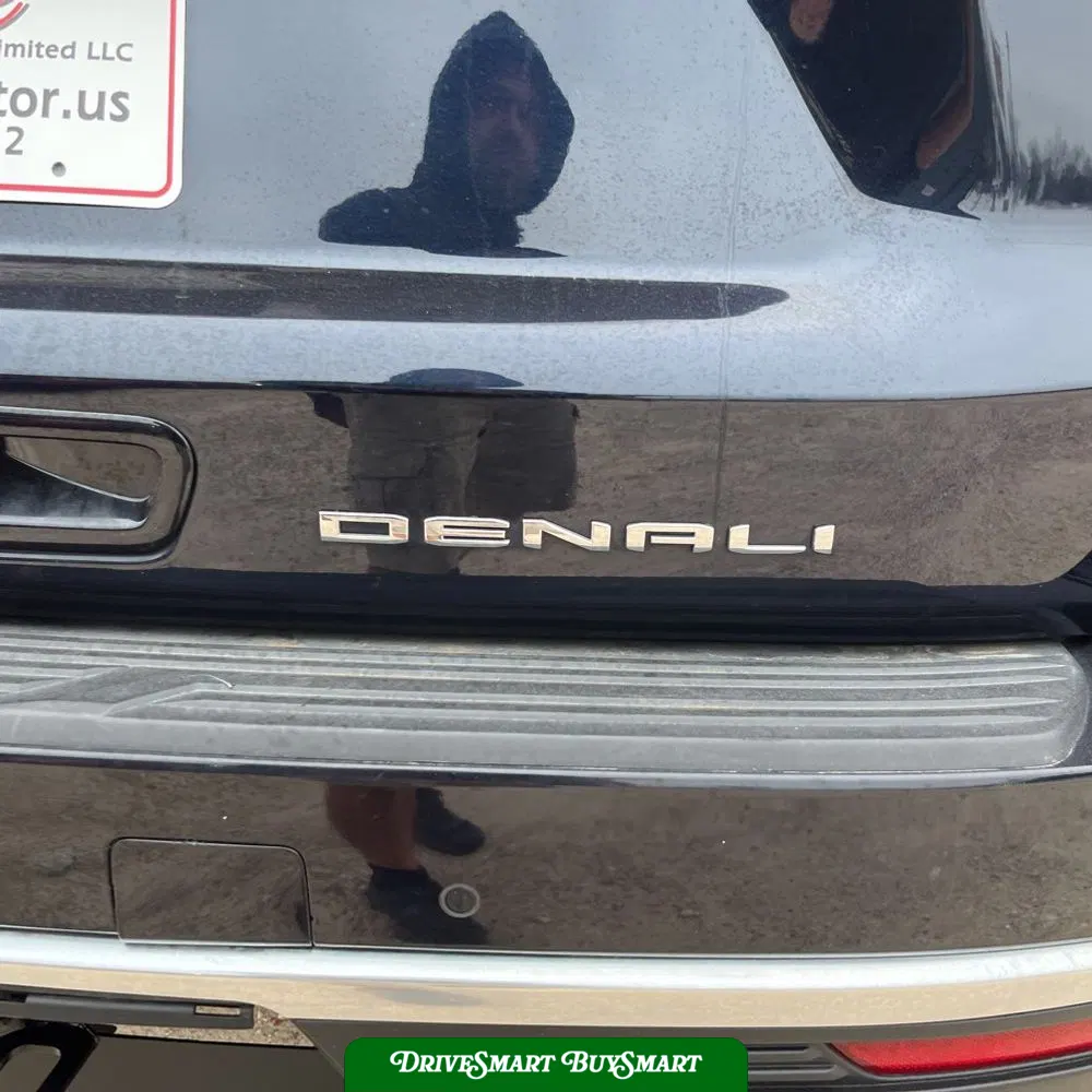 2023 GMC Yukon Denali