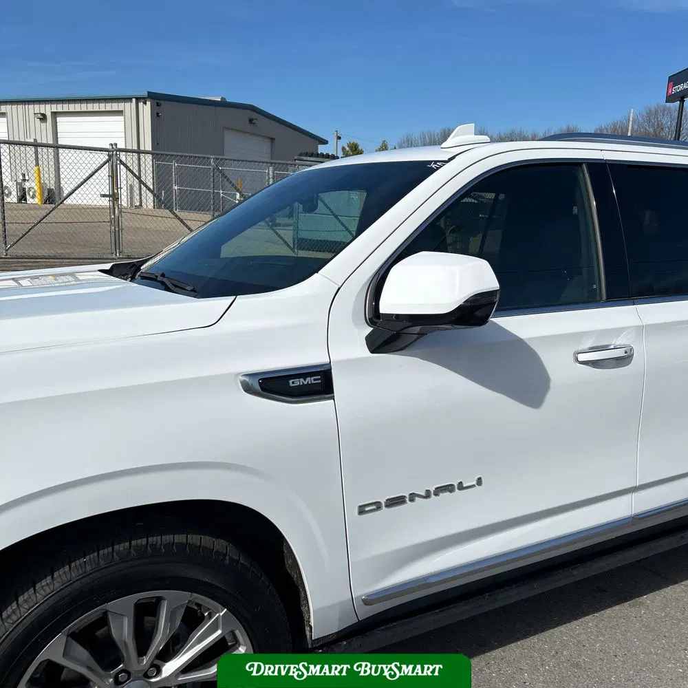 2023 GMC Yukon XL Denali