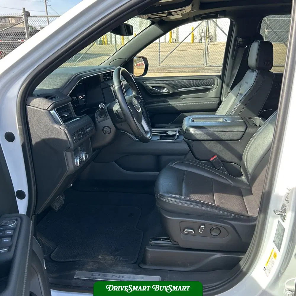 2023 GMC Yukon XL Denali