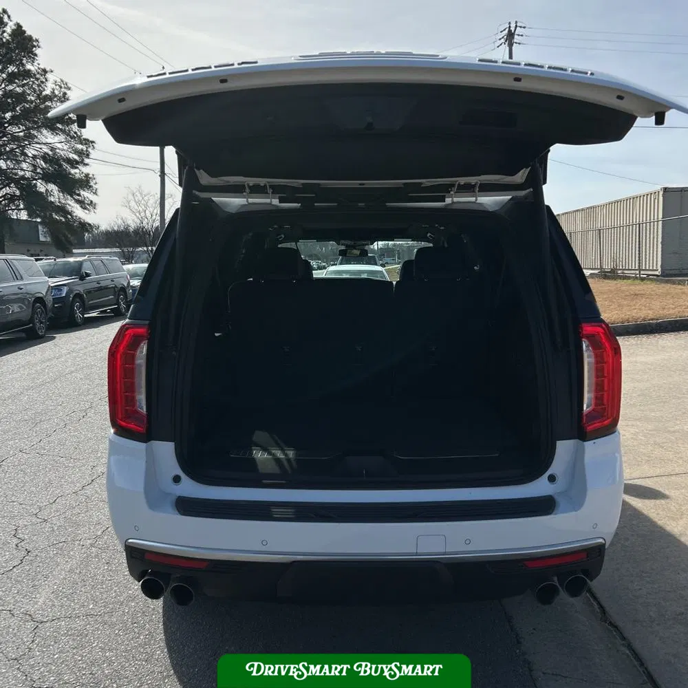 2023 GMC Yukon XL Denali