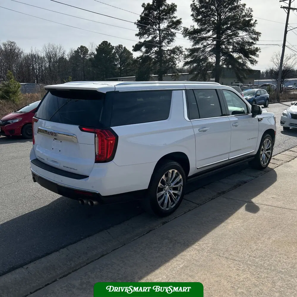 2023 GMC Yukon XL Denali