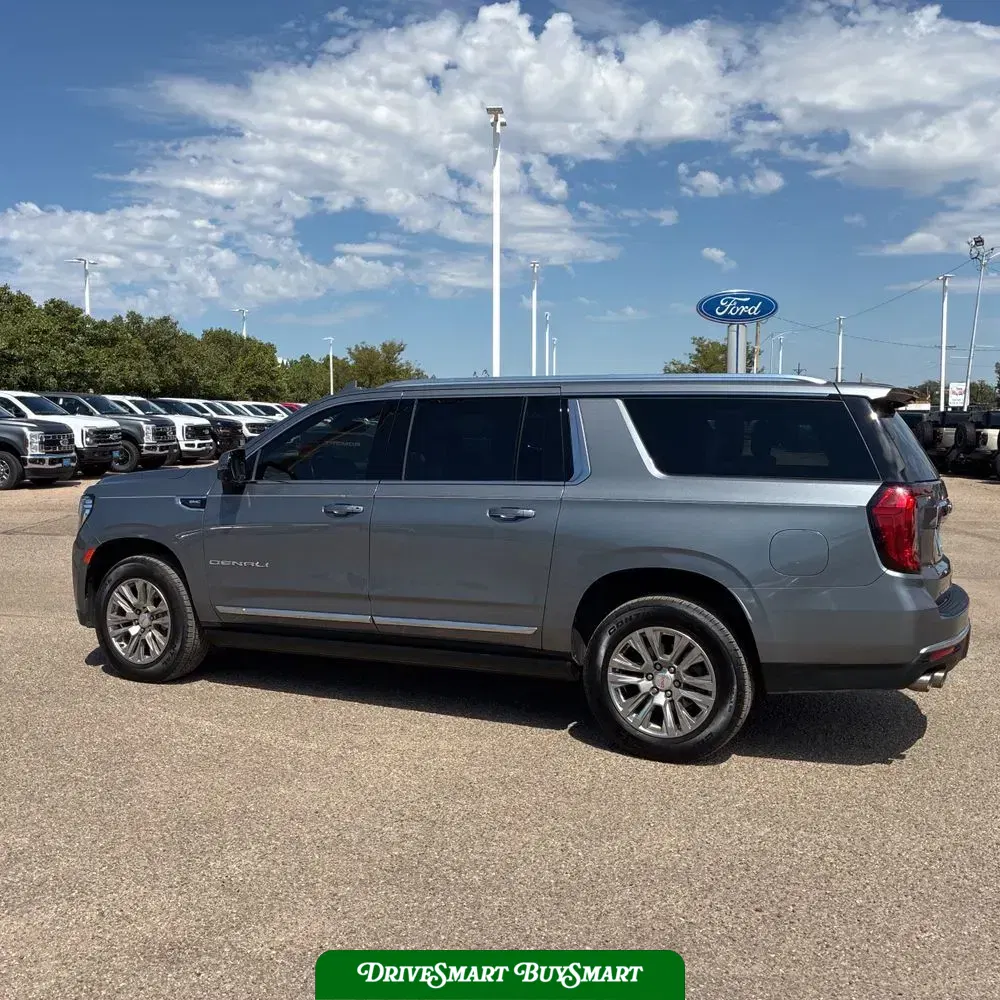 2022 GMC Yukon XL Denali