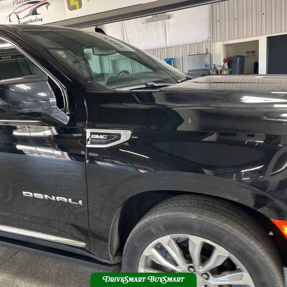 2023 GMC Yukon XL Denali