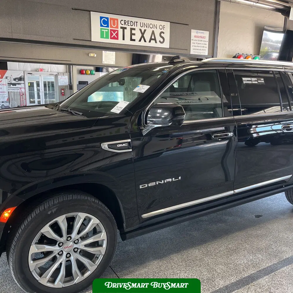 2023 GMC Yukon XL Denali