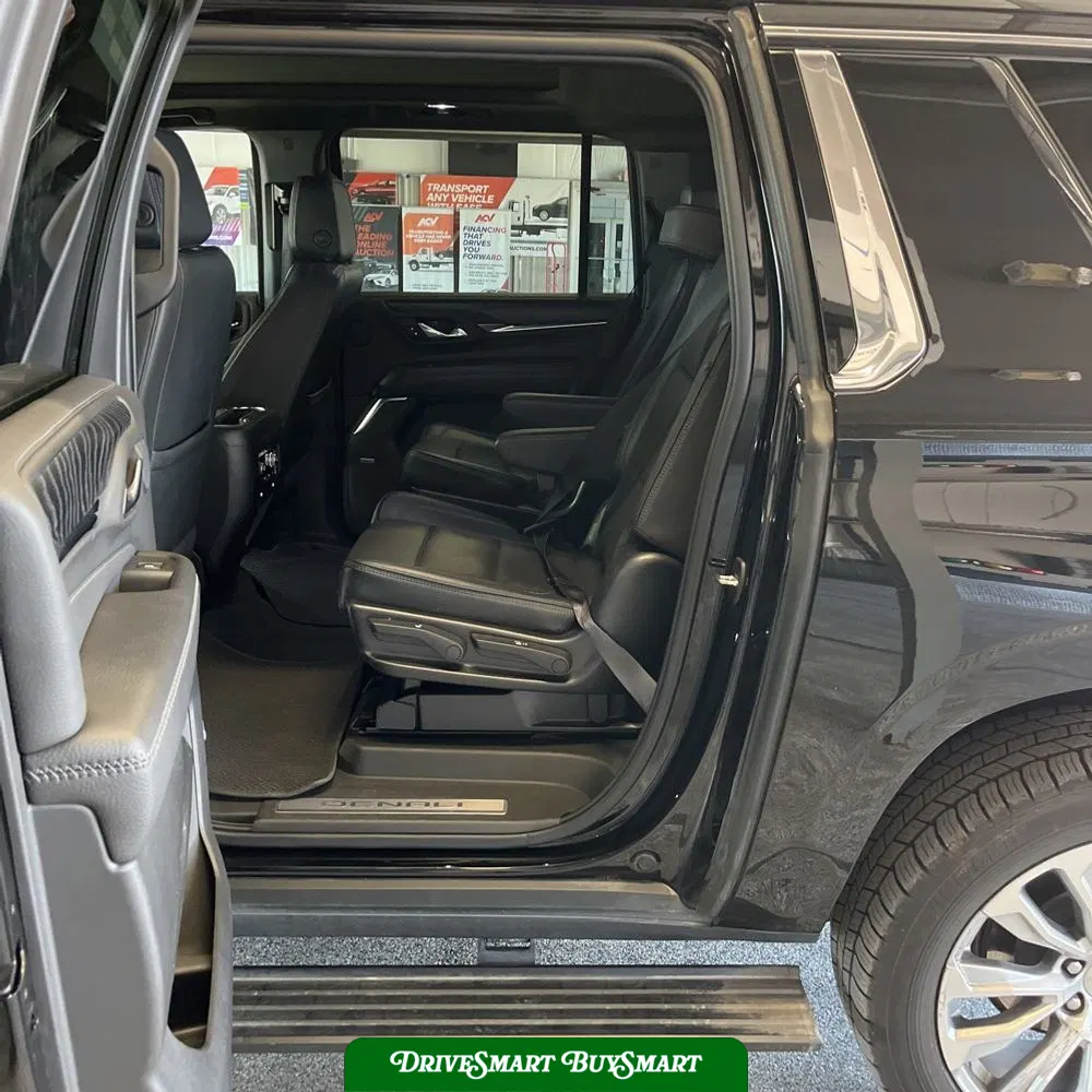 2023 GMC Yukon XL Denali