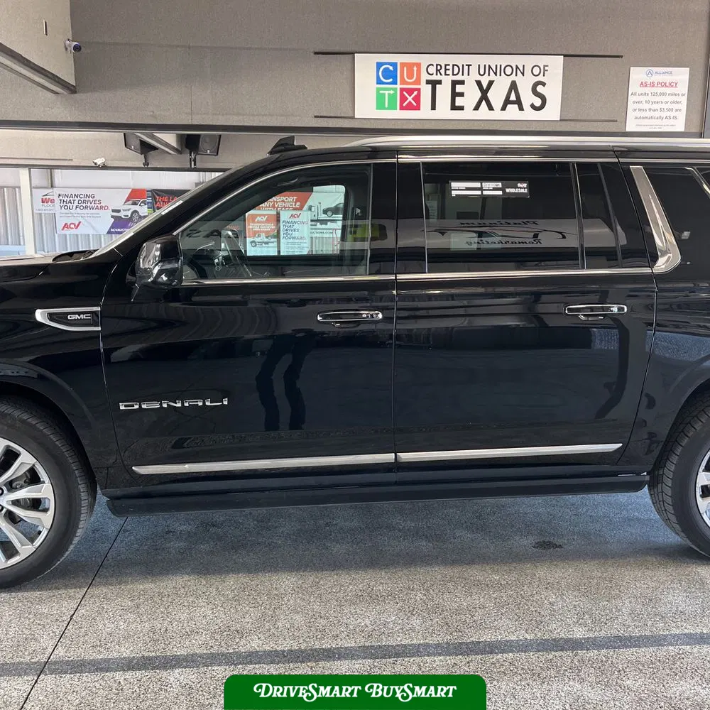 2023 GMC Yukon XL Denali