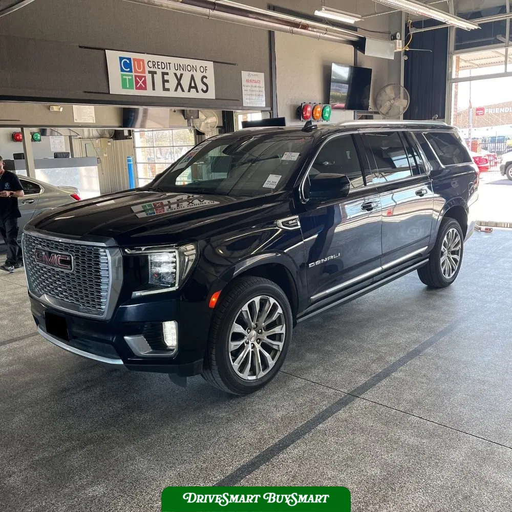 2023 GMC Yukon XL Denali