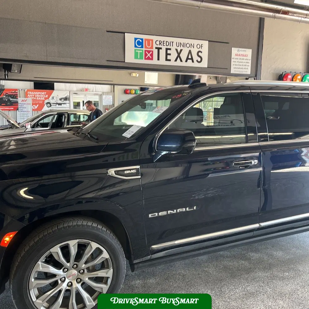 2023 GMC Yukon XL Denali