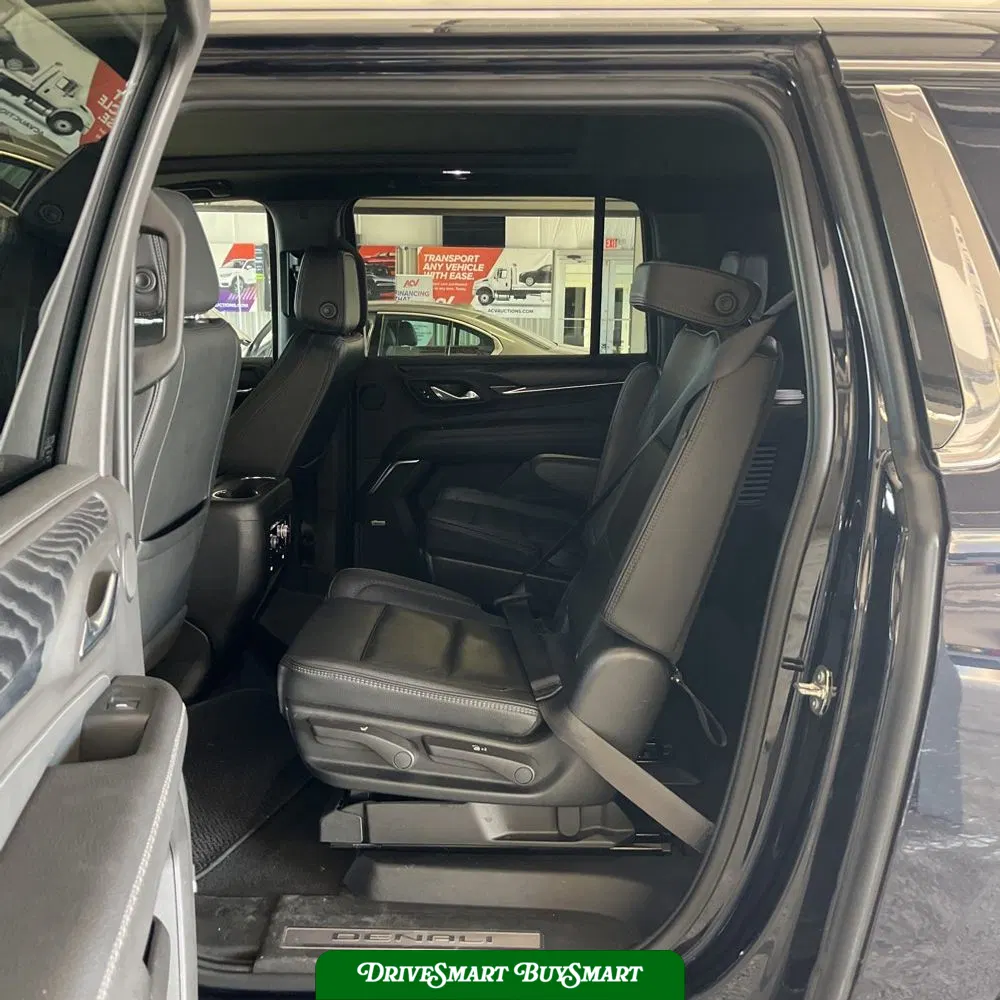 2023 GMC Yukon XL Denali