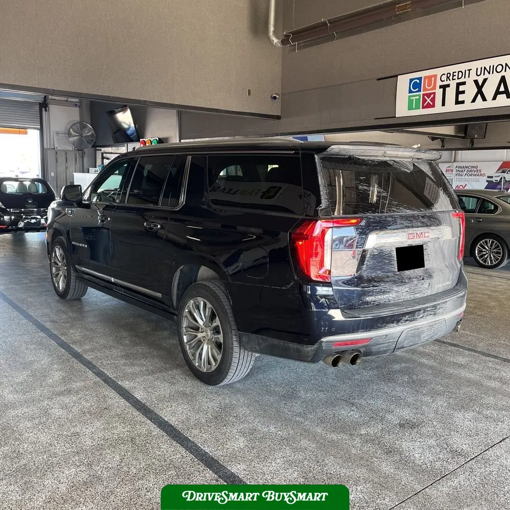 2023 GMC Yukon XL Denali