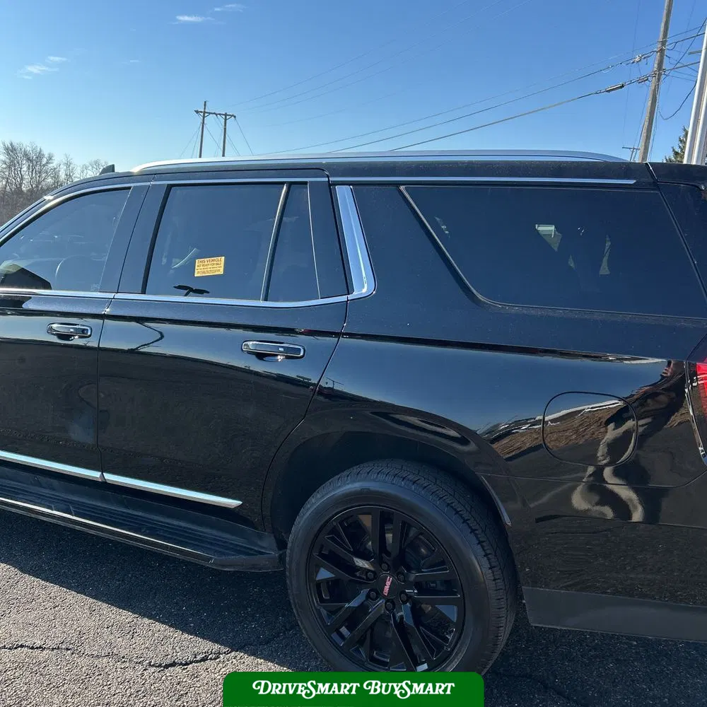 2023 GMC Yukon Denali