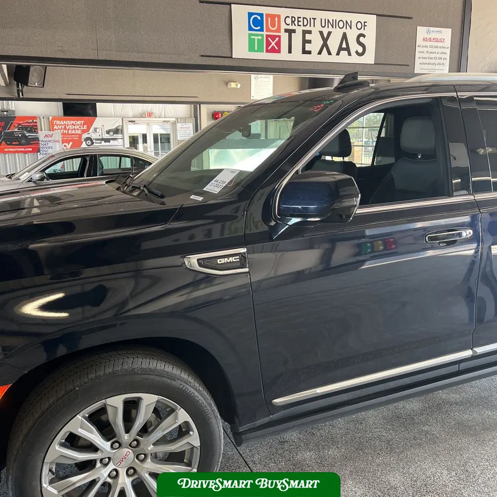 2023 GMC Yukon Denali