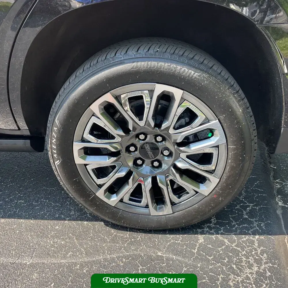 2024 GMC Yukon Denali Ultimate