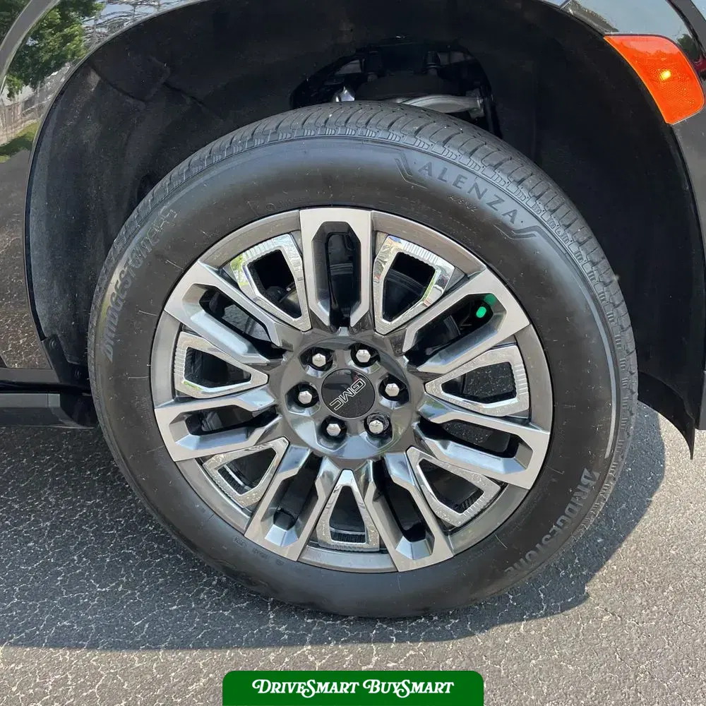 2024 GMC Yukon Denali Ultimate